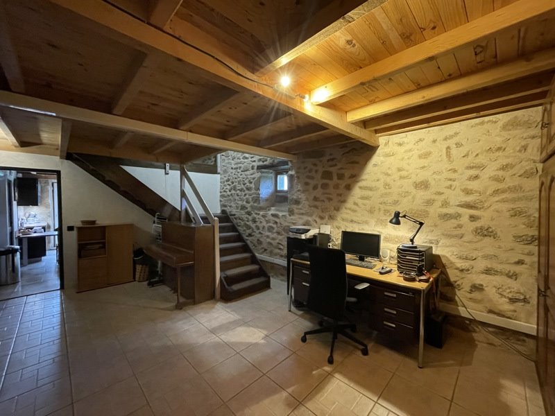 Vente Maison Saint-Saud-Lacoussière - 4 pièces -260 m² - (24470)