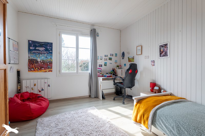 Vente Maison BUSSAC SUR CHARENTE - 7 pièces -176 m² - (17100)
