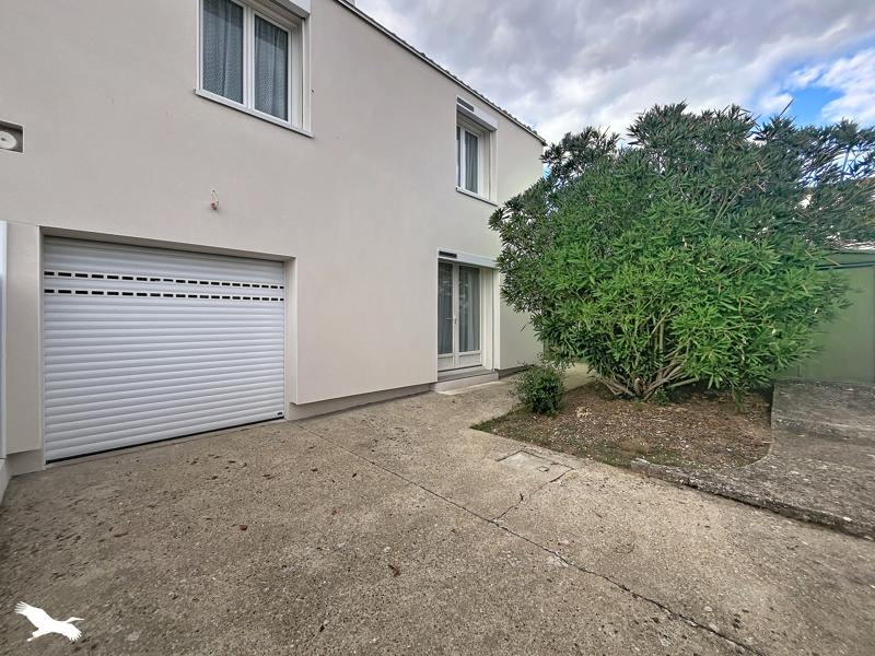 Vente Maison Chaniers - 6 pièces -91 m² - (17610)
