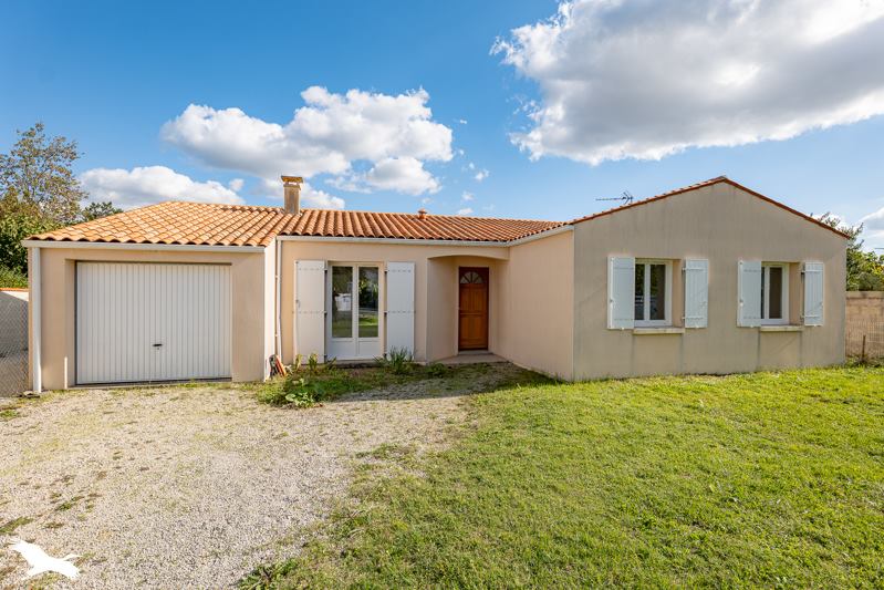 Maison 6 pièces 107 m² · à Chaniers · 107 m² · 210 400 €
