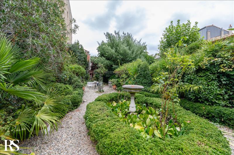 Vente Maison BORDEAUX - 10 pièces -280 m² - (33000)