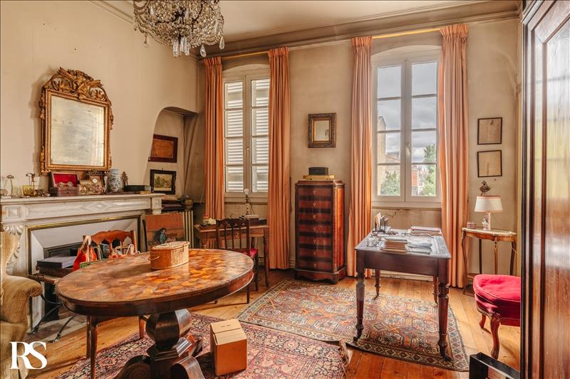 Vente Maison BORDEAUX - 10 pièces -280 m² - (33000)