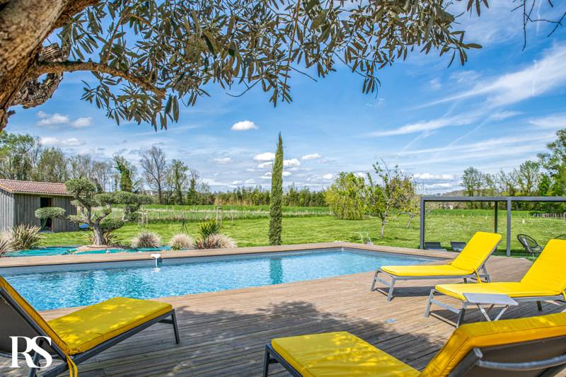 Vente Maison IZON - 7 pièces -330 m² - (33450)