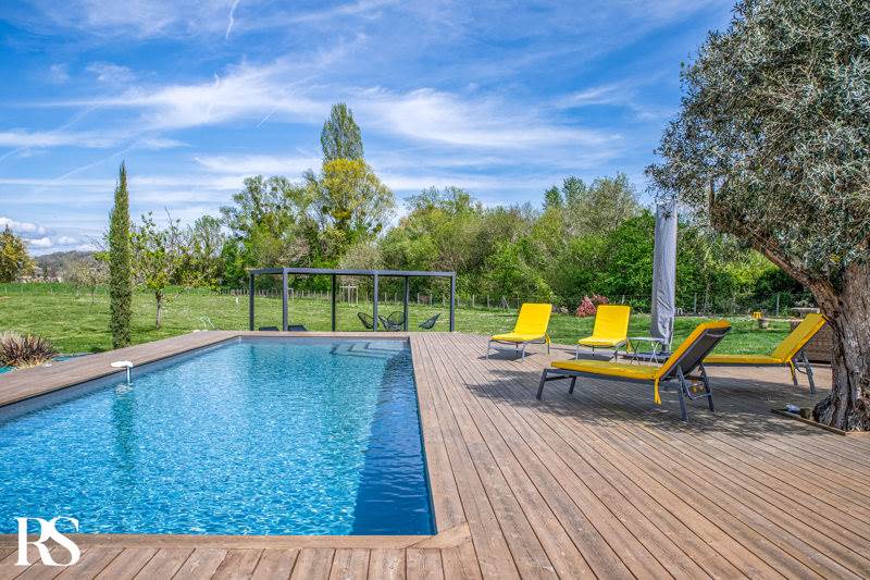 Vente Maison IZON - 7 pièces -330 m² - (33450)