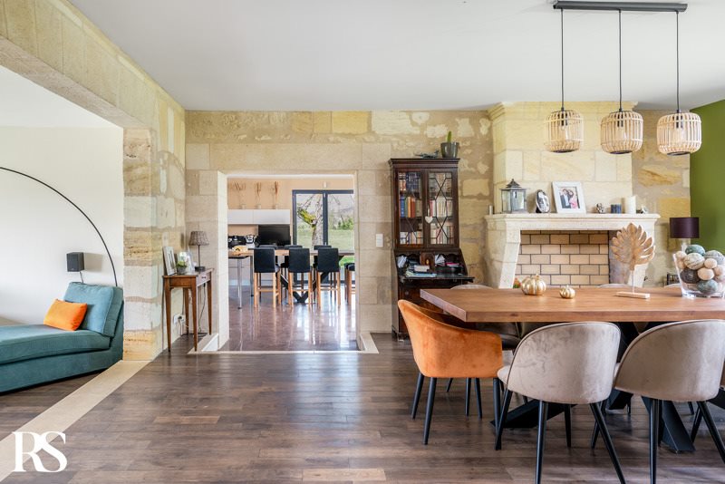 Vente Maison IZON - 7 pièces -330 m² - (33450)