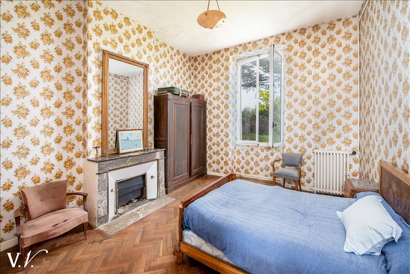 Vente Maison ARTIGUES PRES BORDEAUX - 16 pièces -488 m² - (33370)