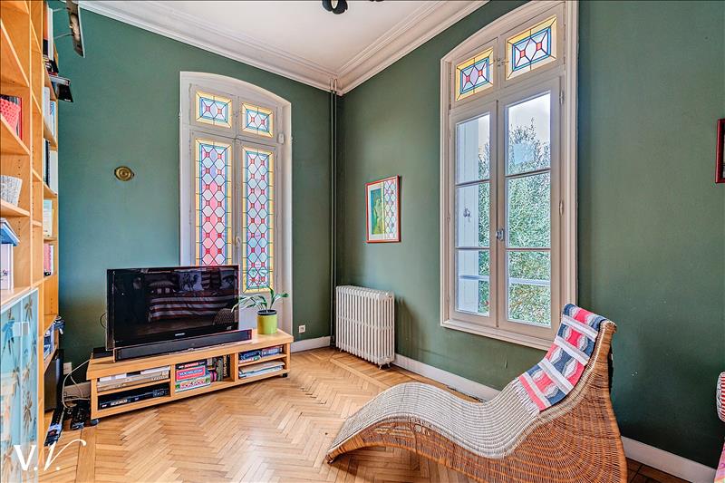 Vente Maison BORDEAUX - 9 pièces -253,8 m² - (33800)