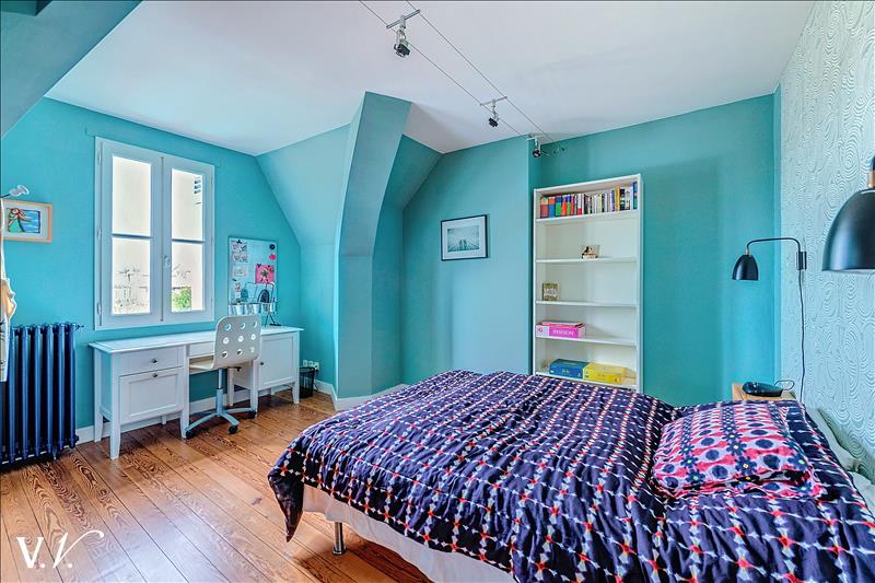 Vente Maison BORDEAUX - 9 pièces -253,8 m² - (33800)