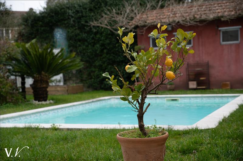 Vente Maison BORDEAUX - 9 pièces -253,8 m² - (33800)