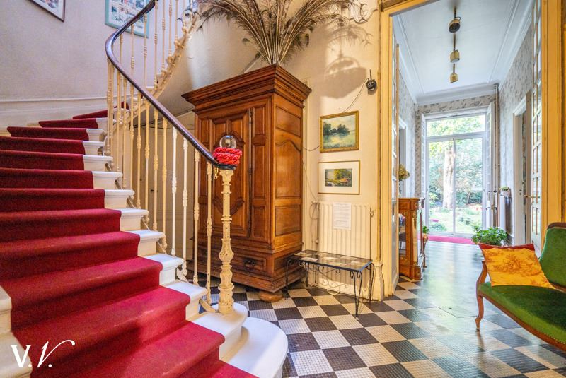 Vente Maison BORDEAUX - 12 pièces -430 m² - (33000)