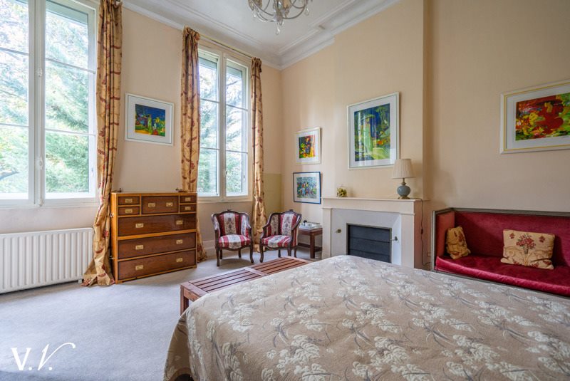 Vente Maison BORDEAUX - 12 pièces -430 m² - (33000)
