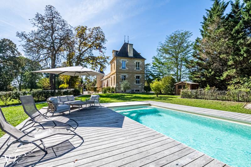 Vente Château LEOGNAN - 12 pièces -600 m² - (33850)