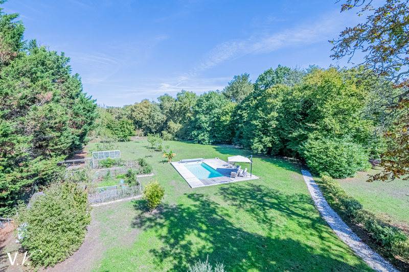 Vente Château LEOGNAN - 12 pièces -600 m² - (33850)