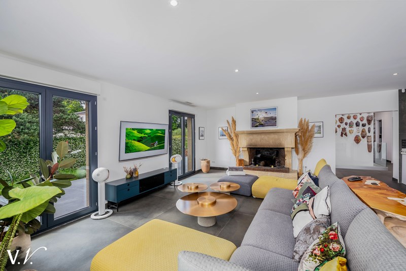 Vente Maison EYSINES - 8 pièces -264 m² - (33320)