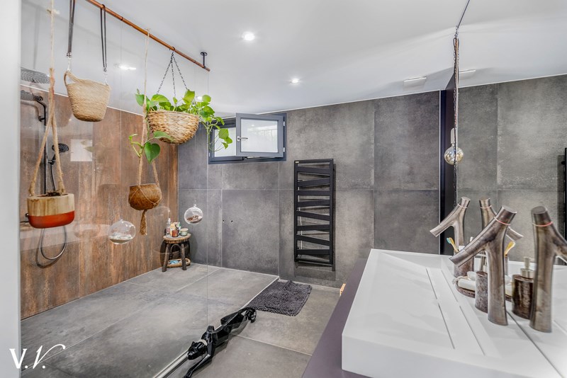 Vente Maison EYSINES - 8 pièces -264 m² - (33320)