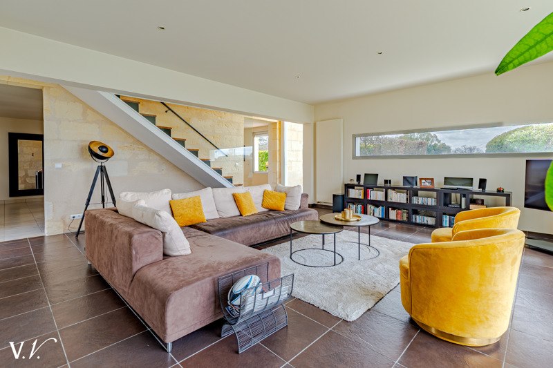 Vente Maison ST LOUBES - 7 pièces -250 m² - (33450)