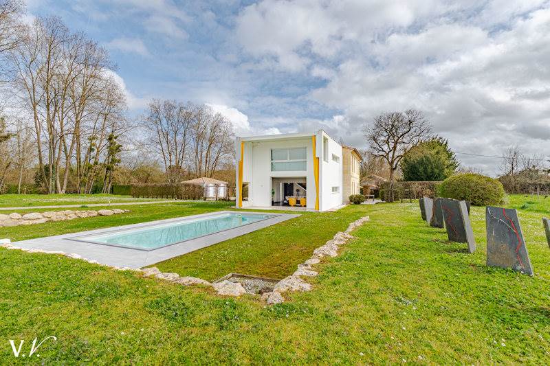 Vente Maison ST LOUBES - 7 pièces -250 m² - (33450)