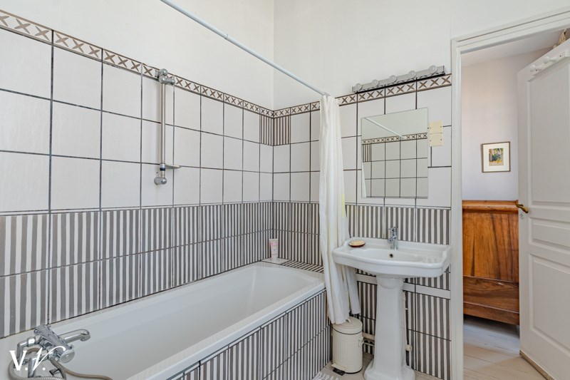 Vente Maison BORDEAUX - 6 pièces -208 m² - (33000)