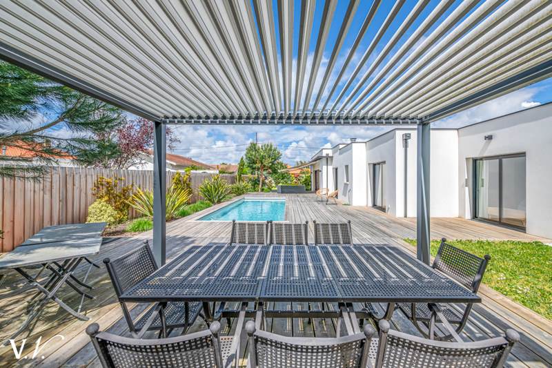 Vente Maison GUJAN MESTRAS - 6 pièces -150 m² - (33470)