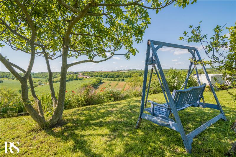 Vente Maison BELESTA EN LAURAGAIS - 11 pièces -676 m² - (31540)