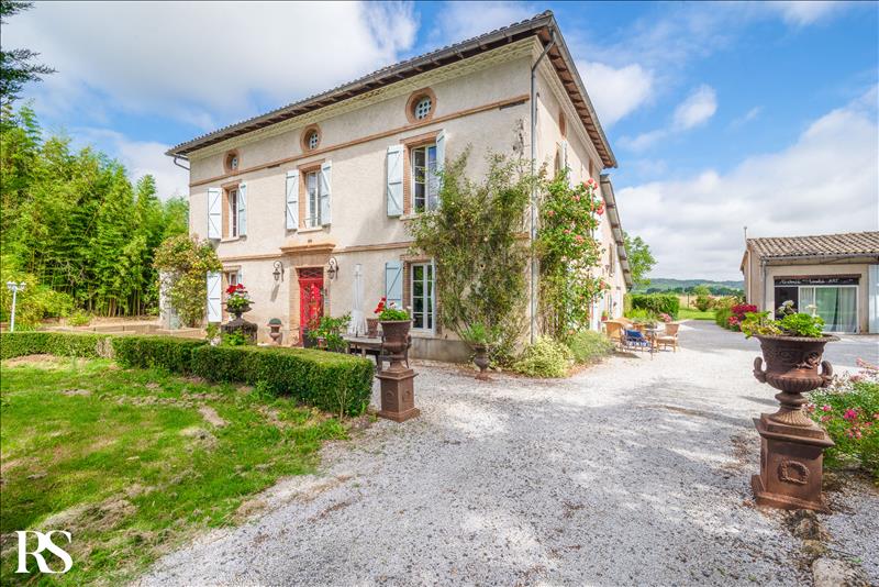 Vente Maison LISLE SUR TARN - 11 pièces -291 m² - (81310)