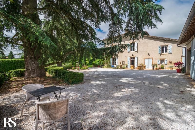 Vente Maison LISLE SUR TARN - 11 pièces -291 m² - (81310)