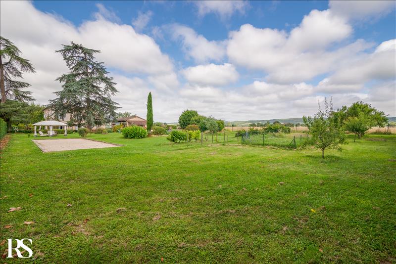 Vente Maison LISLE SUR TARN - 11 pièces -291 m² - (81310)
