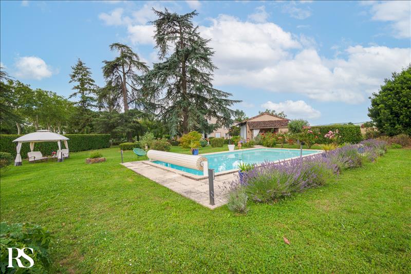 Vente Maison LISLE SUR TARN - 11 pièces -291 m² - (81310)
