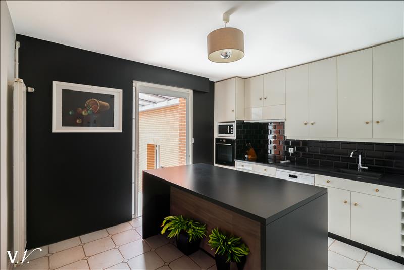 Vente Maison SAUBENS - 6 pièces -250 m² - (31600)