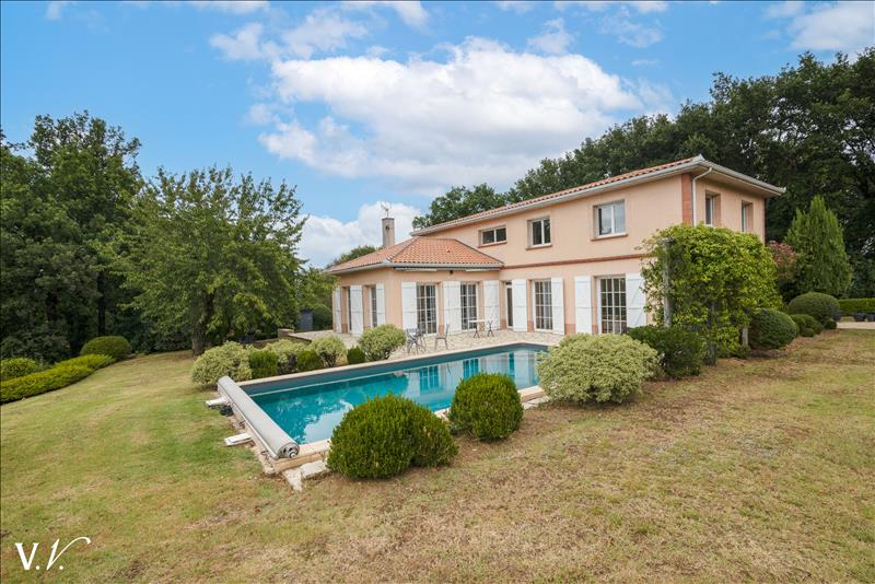 Vente Maison SAUBENS - 6 pièces -250 m² - (31600)