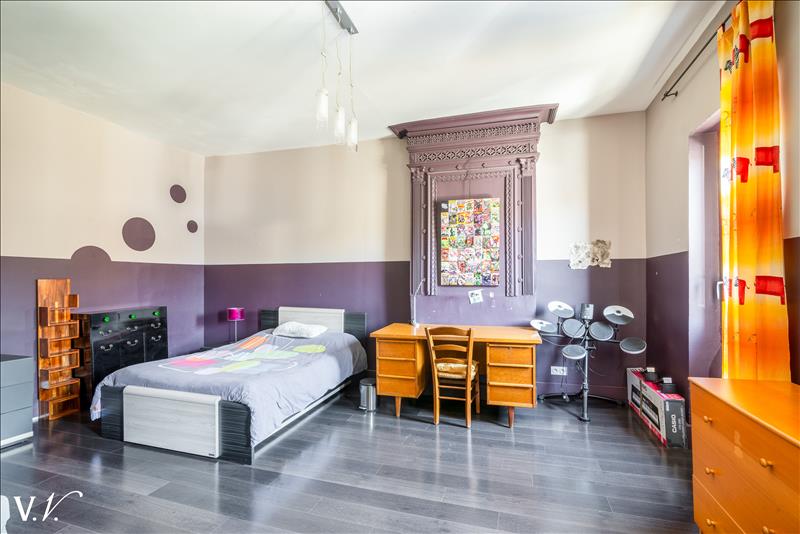 Vente Maison CORNEBARRIEU - 6 pièces -306 m² - (31700)