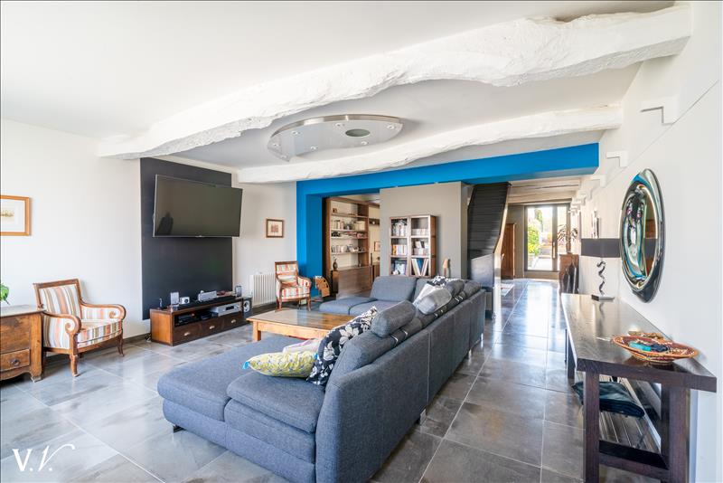 Vente Maison CORNEBARRIEU - 6 pièces -306 m² - (31700)