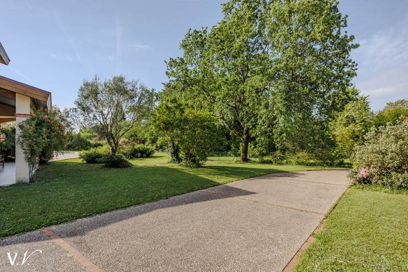 Vente Maison ST JEAN - 7 pièces -322,9 m² - (31240)