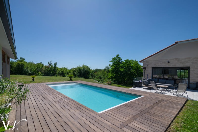 Vente Maison CARBONNE - 5 pièces -234 m² - (31390)