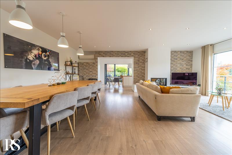 Vente Maison VERFEIL - 7 pièces -223 m² - (31590)