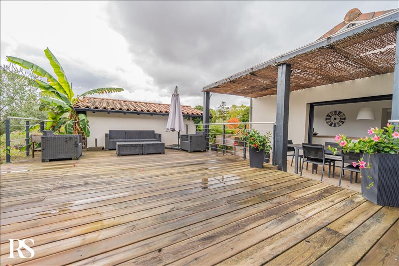 Vente Maison VERFEIL - 7 pièces -223 m² - (31590)