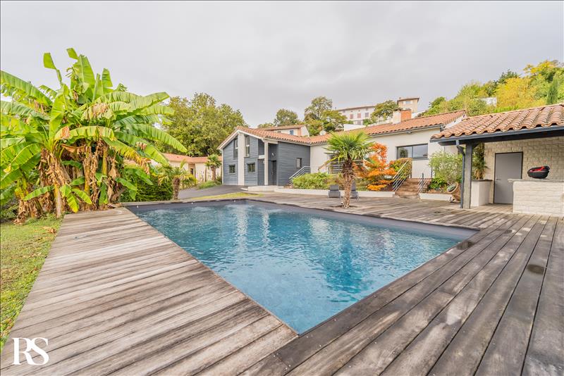 Vente Maison VERFEIL - 7 pièces -223 m² - (31590)