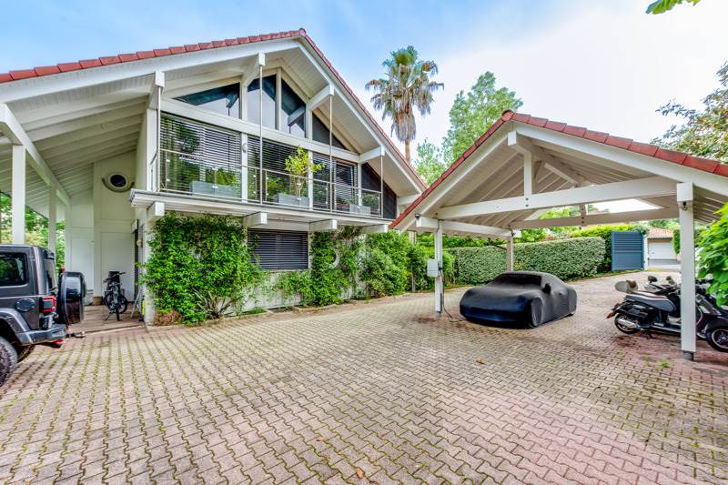 Vente Maison ANGLET - 8 pièces -300 m² - (64600)