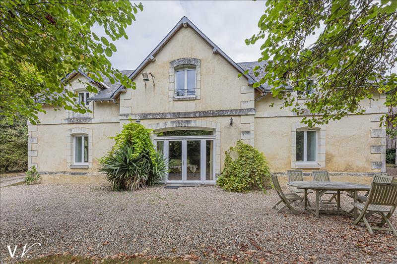 Vente Maison FAYE LA VINEUSE - 14 pièces -495 m² - (37120)