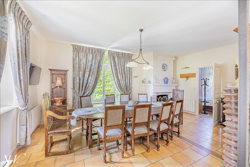 Vente Maison BLERE - 13 pièces -285 m² - (37150)