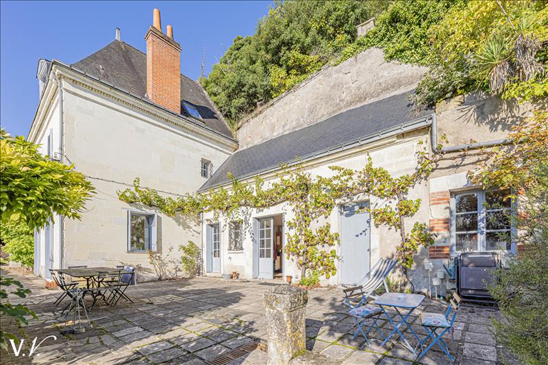 Vente Maison ST ETIENNE DE CHIGNY - 16 pièces -400 m² - (37230)
