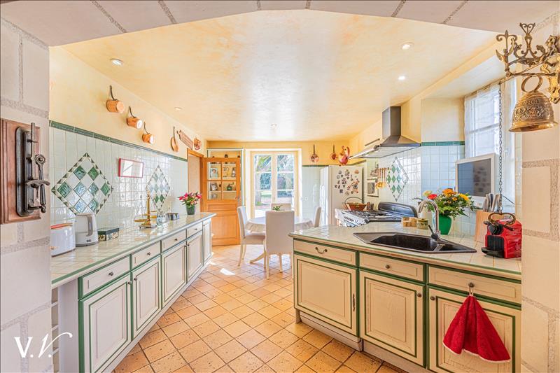 Vente Maison LA CROIX EN TOURAINE - 6 pièces -290 m² - (37150)