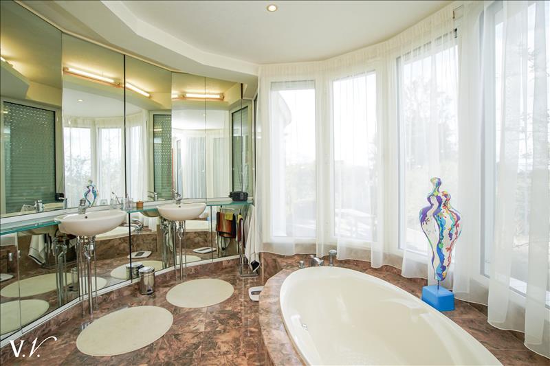 Vente Maison MONTLOUIS SUR LOIRE - 15 pièces -430 m² - (37270)