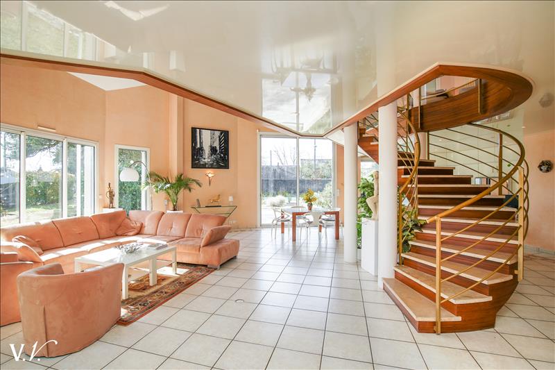 Vente Maison MONTLOUIS SUR LOIRE - 15 pièces -430 m² - (37270)