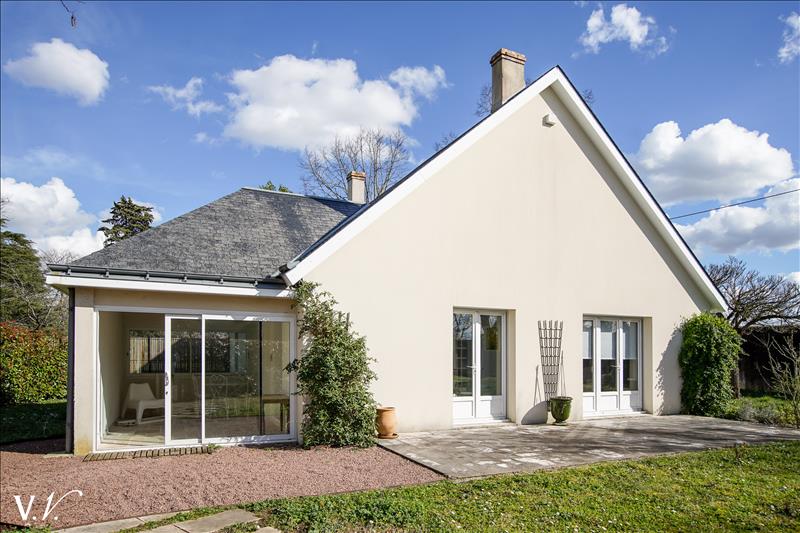 Vente Maison MONTLOUIS SUR LOIRE - 15 pièces -430 m² - (37270)