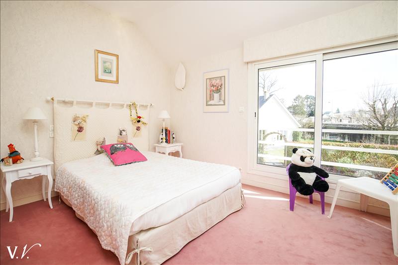 Vente Maison MONTLOUIS SUR LOIRE - 15 pièces -430 m² - (37270)