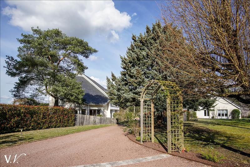 Vente Maison MONTLOUIS SUR LOIRE - 15 pièces -430 m² - (37270)