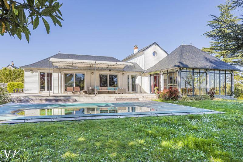Maison 6 pièces 195 m² · à Vouvray · 195 m² · 706 850 €