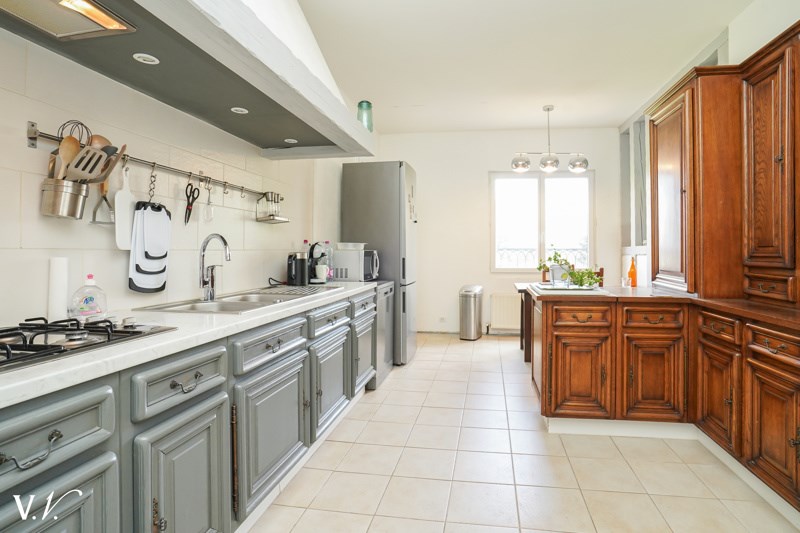 Vente Maison ROCHECORBON - 11 pièces -315 m² - (37210)