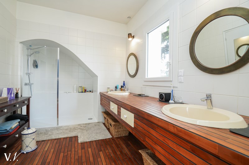 Vente Maison ROCHECORBON - 11 pièces -315 m² - (37210)